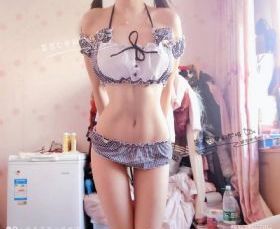 老头猛的挺进她莹莹的体导演是谁_手机MP4字幕高清版在线播放